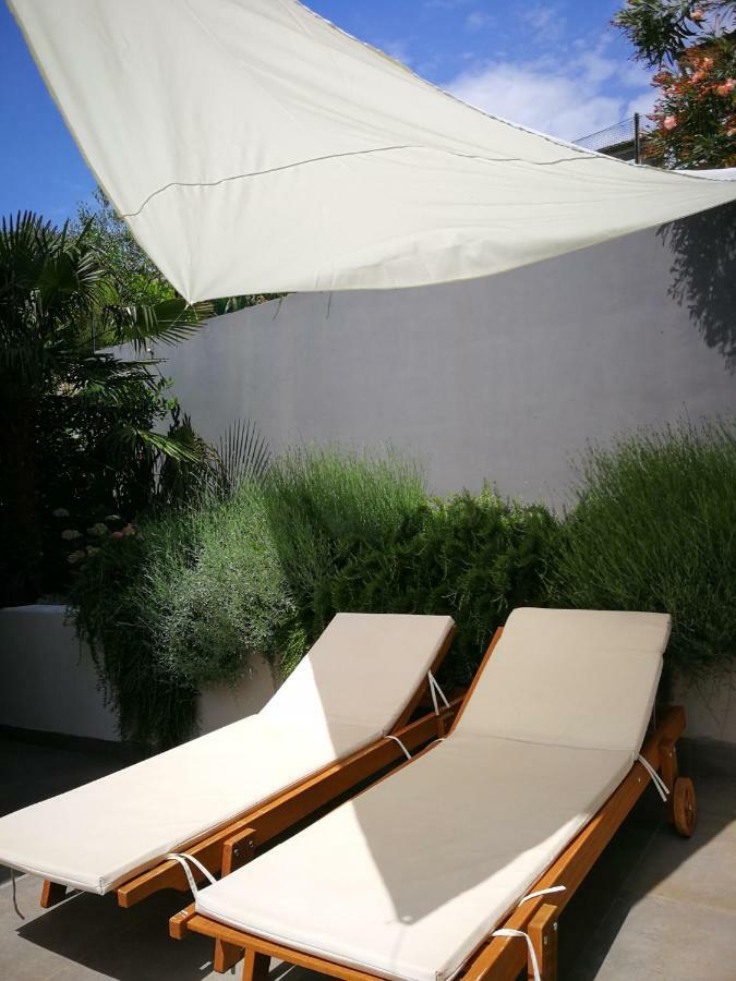 Apartment Maya Near The Beach Premantura Buitenkant foto